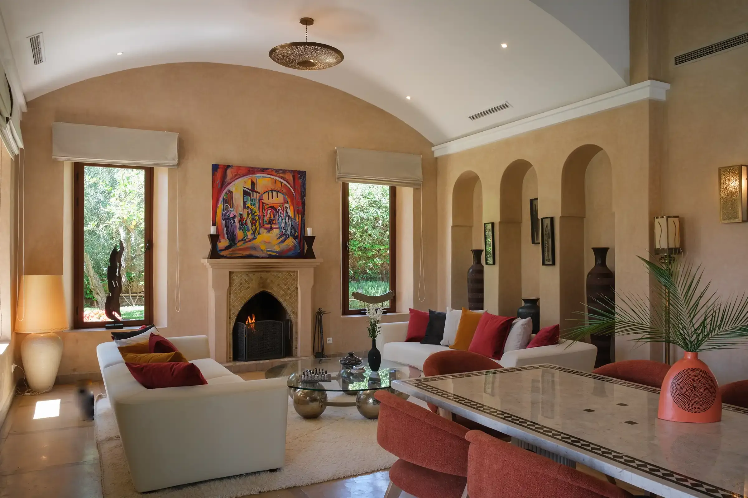 villa-hilin-marrakech – facade-villa-hilin-maroc – piscine-privee-villa-hilin – salon-contemporain-villa-hilin – jardin-villa-hilin-marrakech – terrasse-villa-hilin-maroc – chambre-olive-villa-hilin – chambre-citron-villa-hilin – chambre-orange-villa-hilin – chambre-figue-villa-hilin – salle-deau-villa-hilin – dressing-villa-hilin – climatisation-villa-hilin – conciergerie-privee-villa-hilin