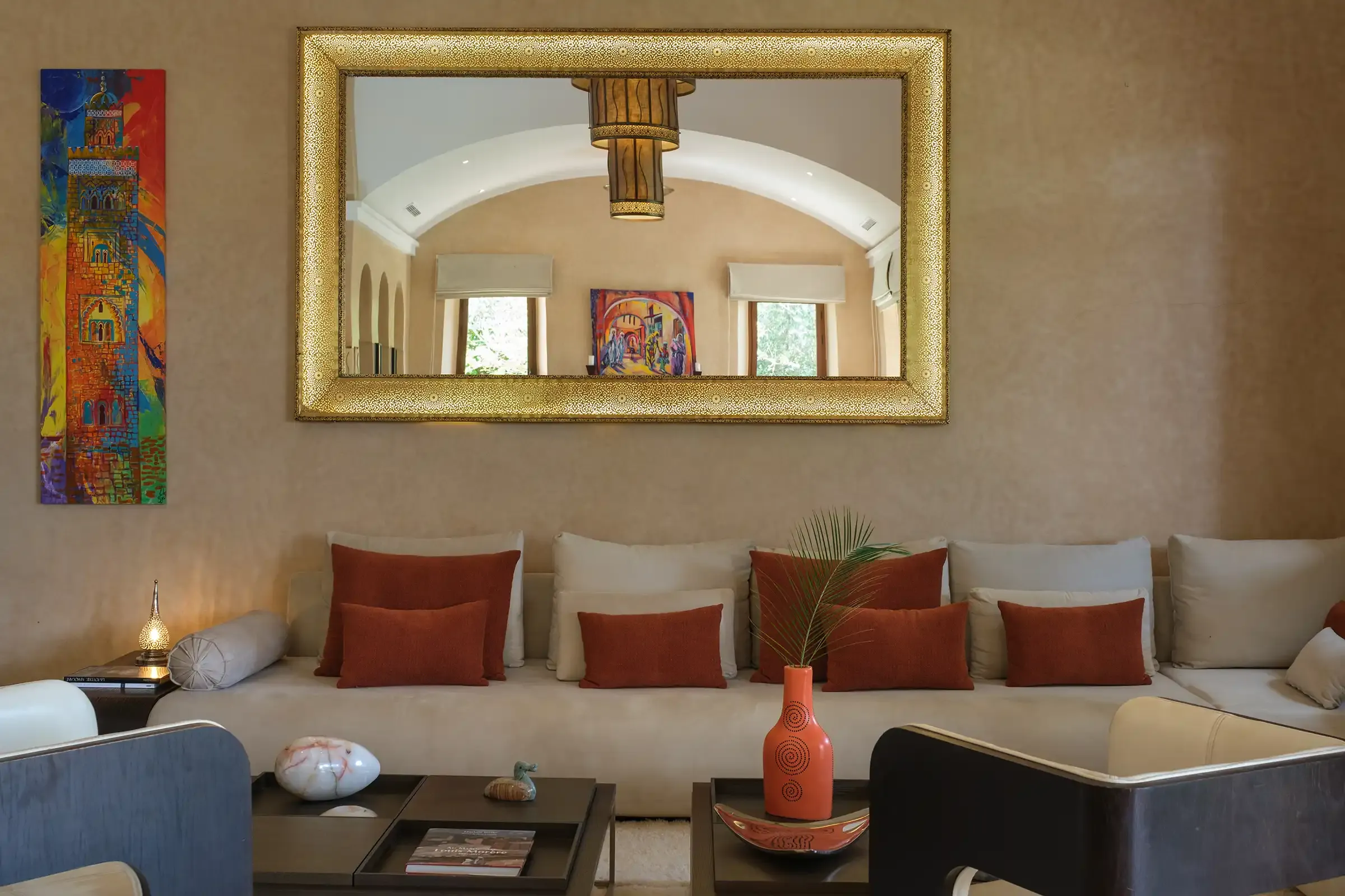 villa-hilin-marrakech – facade-villa-hilin-maroc – piscine-privee-villa-hilin – salon-contemporain-villa-hilin – jardin-villa-hilin-marrakech – terrasse-villa-hilin-maroc – chambre-olive-villa-hilin – chambre-citron-villa-hilin – chambre-orange-villa-hilin – chambre-figue-villa-hilin – salle-deau-villa-hilin – dressing-villa-hilin – climatisation-villa-hilin – conciergerie-privee-villa-hilin