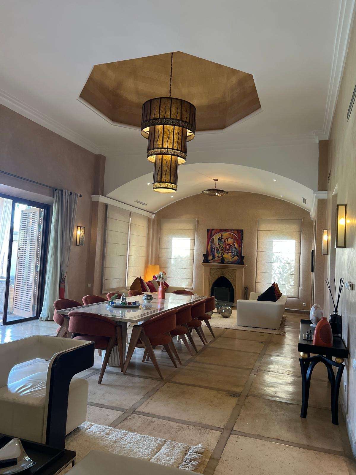 villa-juzyan-marrakech – facade-villa-juzyan-maroc – piscine-privee-villa-juzyan – jardin-villa-juzyan-marrakech – salon-contemporain-villa-juzyan – cuisine-villa-luxe-marrakech – chambre-safran-villa-juzyan – chambre-turquoise-villa-juzyan – chambre-emeraude-villa-juzyan – chambre-bleu-majorelle-villa-juzyan – chambre-argile-villa-juzyan – salle-deau-villa-juzyan – dressing-villa-juzyan – terrasse-villa-juzyan-marrakech
